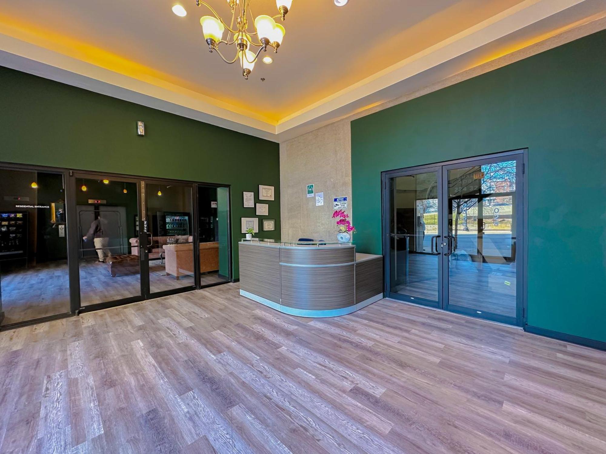 Mccormick Place 3Br Luxury Penthouse Duplex With Personal Rooftop And Optional Parking For 8 Guests In Chicago South Loop Exteriör bild