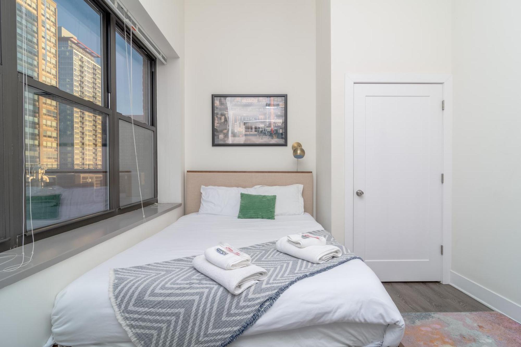 Mccormick Place 3Br Luxury Penthouse Duplex With Personal Rooftop And Optional Parking For 8 Guests In Chicago South Loop Exteriör bild